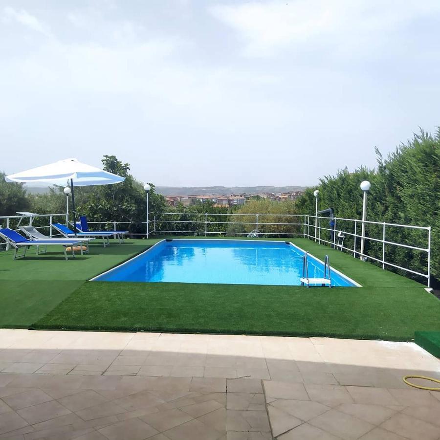 Rainbow Apartment Scordia Esterno foto